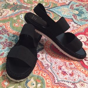 Women’s Black Sandals